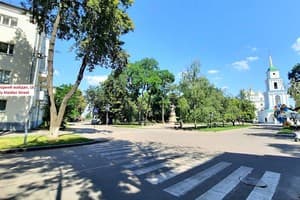 Alex Apartments. White rotunda. 17