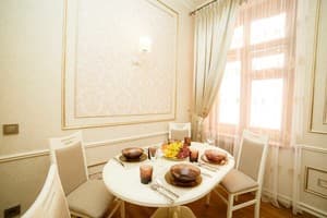 Барокко Терраса. Alex Apartments 15