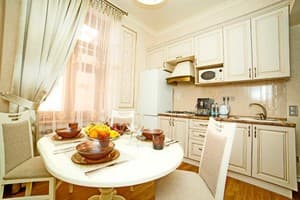 Барокко Терраса. Alex Apartments 17