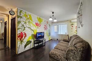 Квартира Ботаник. Alex Apartments (бесконтактное поселение 24/7). Семейный двухместный +3.  Ботаник 6