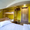 Хостел Dream Hostel Poltava. Семейный 4-местный Приватный с санузлом 1