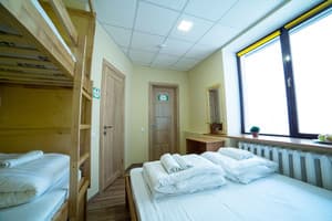 Хостел Dream Hostel Poltava. Семейный 4-местный Приватный с санузлом 5