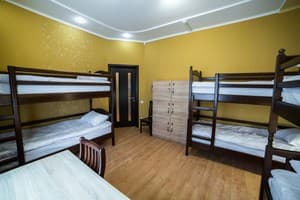 Хостел HOLLYWOOD Hostel. Место в общем 5-местном номере №4 1