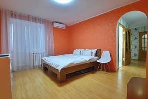 Красное и белое,Alex Apartments (бесконтактное заселение 24/7) 2