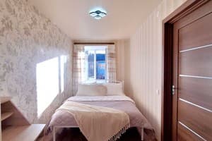 Навпроти театру ім.Гоголя (Alex Apartments (безконтактне заселення 24/7) 9