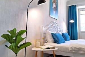 Квартира Синий малахит Alex Apartments (круглосуточно бесконтактное заселение 24/7)
