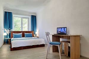 Синий малахит Alex Apartments (круглосуточно бесконтактное заселение 24/7) 13