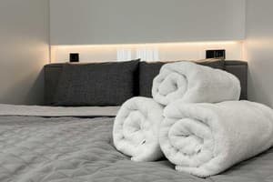 З видом на Театр Гоголя 3