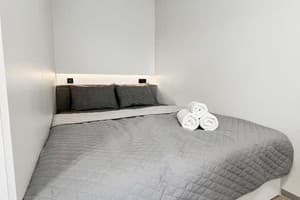 З видом на Театр Гоголя 4