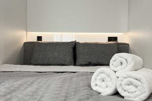 З видом на Театр Гоголя 5